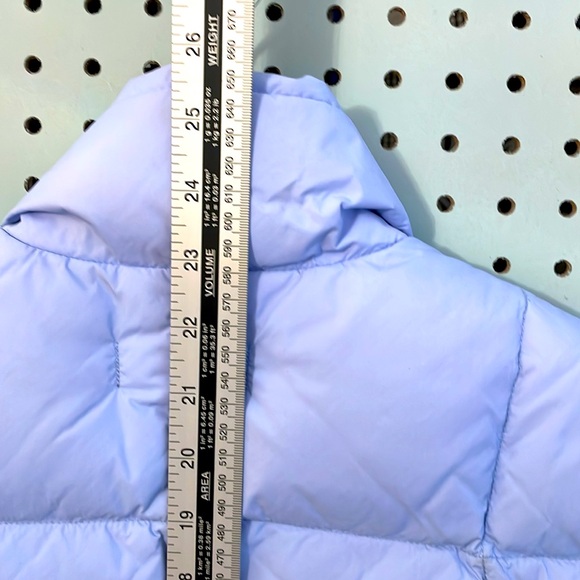 Lands End Women’s Down Filled Sleeveless Vest Light Blue Snap Close Side Pockets - Picture 8 of 9